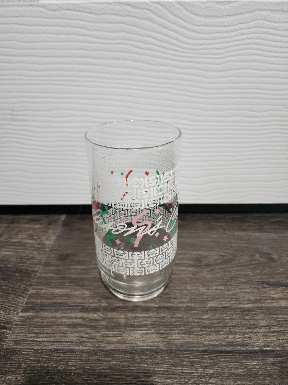 Vintage Pepsi-Cola Seasons Greetings Glass Christmas